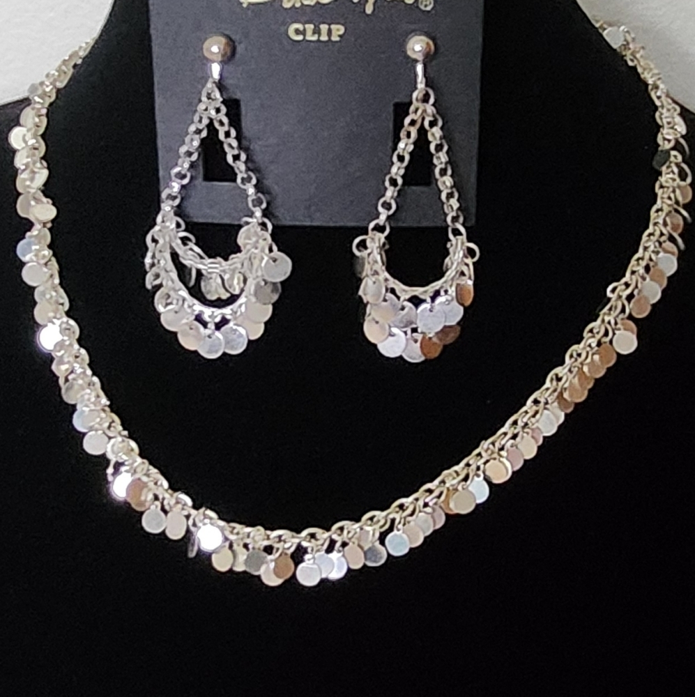 Necklace & Clip on Earrings Set Silver Tone